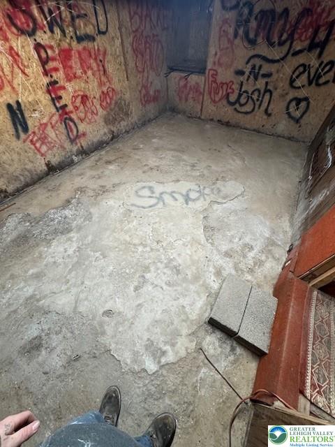 570 Slateford Road Mount Bethel, PA 18343 - Photo 7 of 10 a view of basement