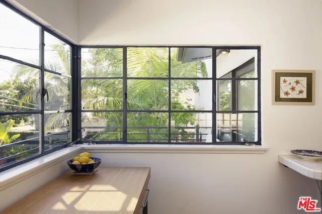 $1,490,000 | 5018 South Verdun Avenue, Los Angeles, CA 90043