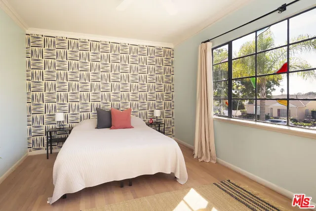 $1,490,000 | 5018 South Verdun Avenue, Los Angeles, CA 90043