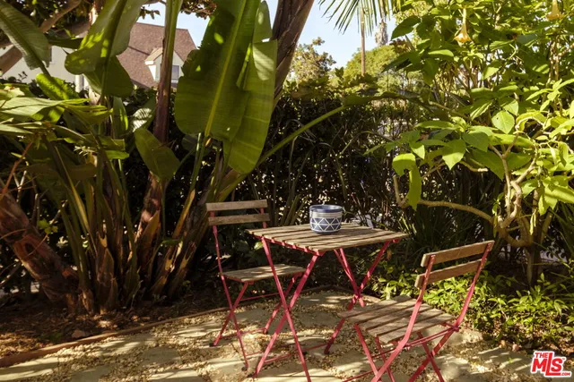 $1,490,000 | 5018 South Verdun Avenue, Los Angeles, CA 90043