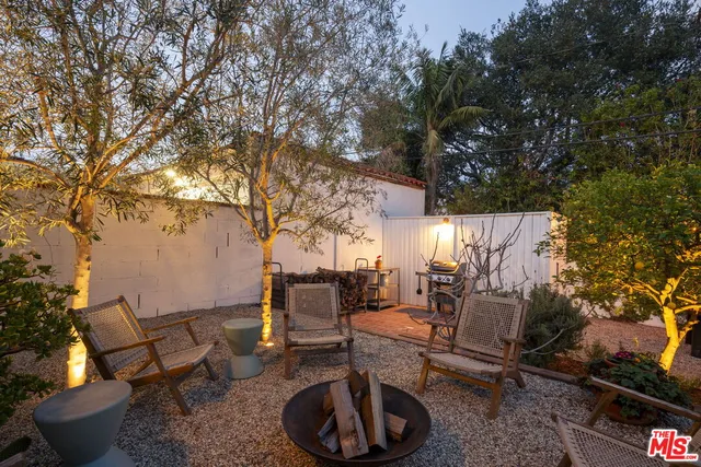 $1,490,000 | 5018 South Verdun Avenue, Los Angeles, CA 90043