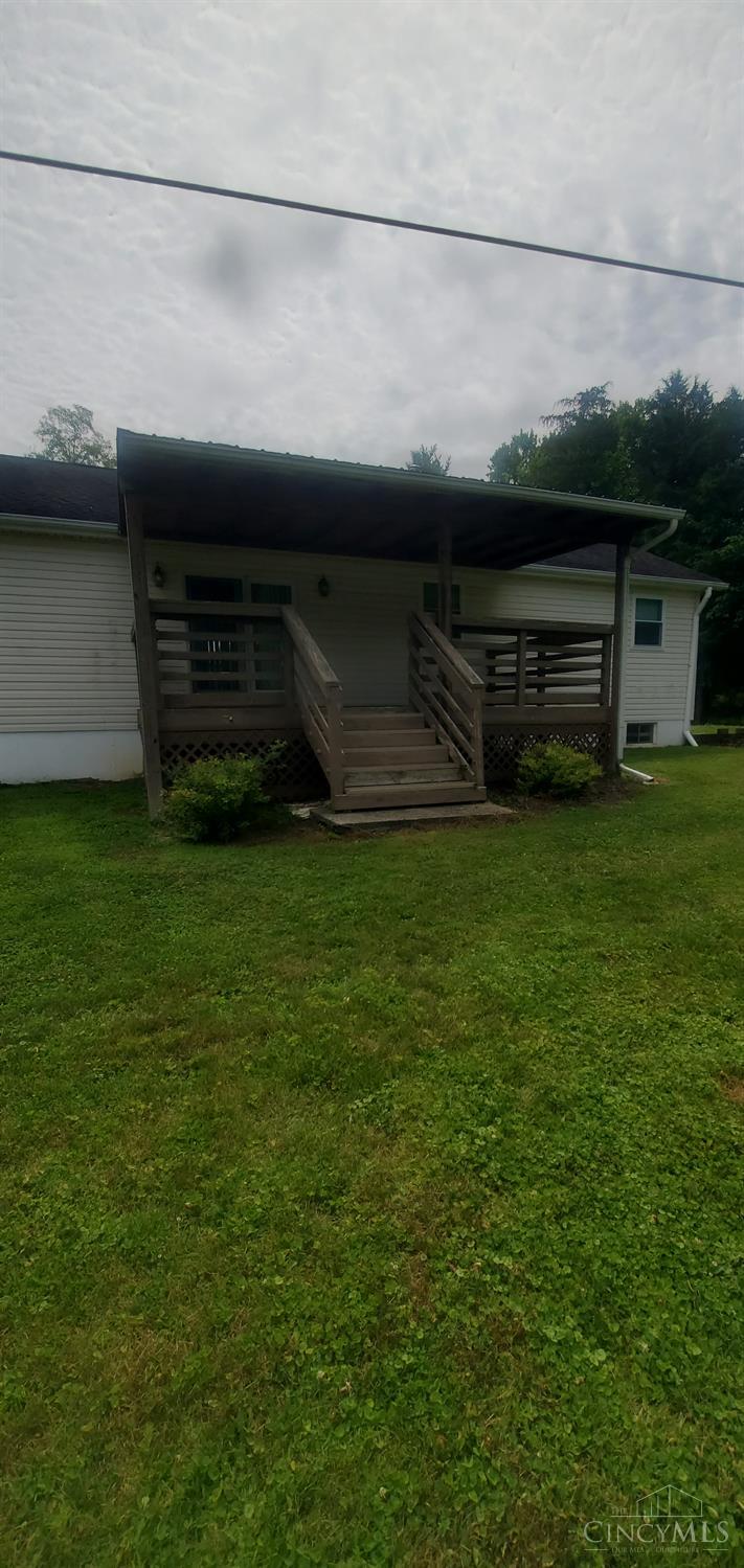 11949 Jacksonburg Road Middletown, OH 45042 - Photo 3 of 15