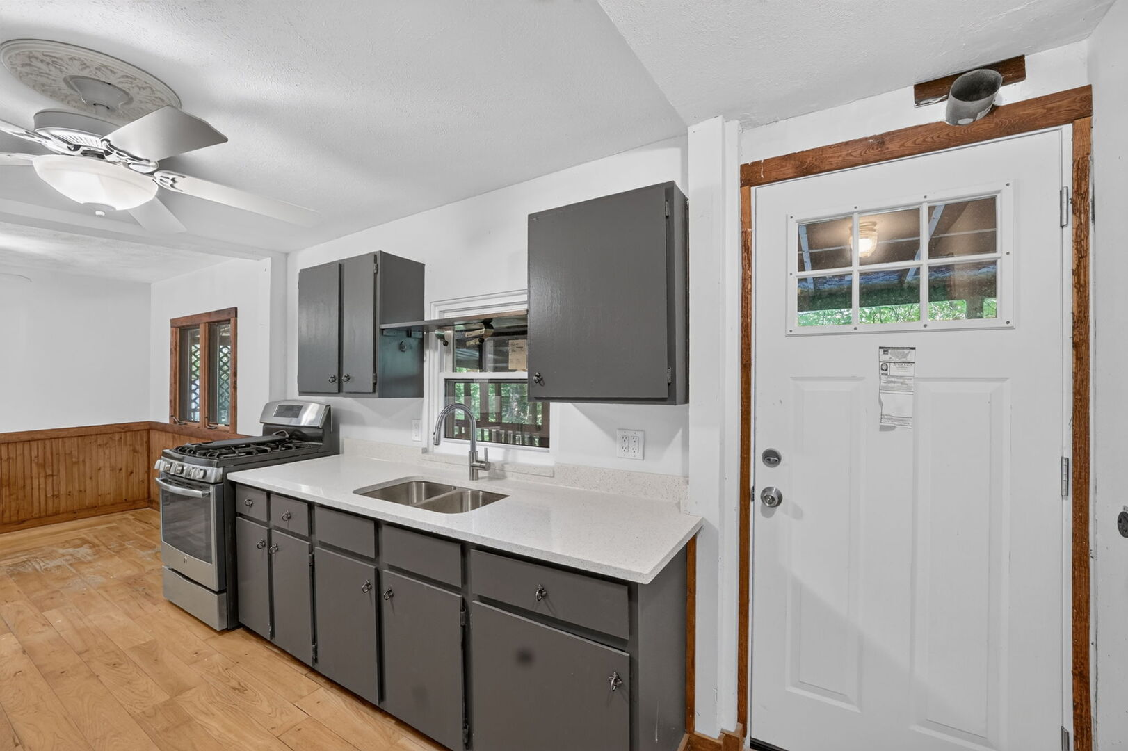 6740 Rydberg Road Rockford, IL 61109 - Photo 11 of 30 Gallery Image 11