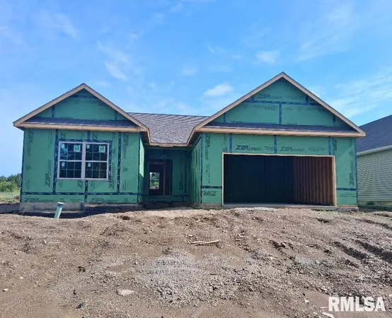 $399,900 | 6129 West Creekside Drive, Edwards, IL 61528