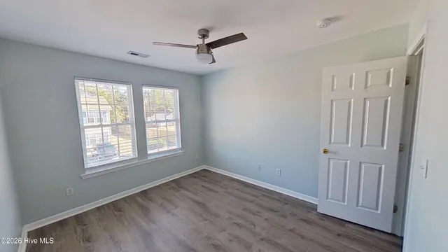 $1,800 | 501 Angelfish Lane, Wilmington, NC 28405