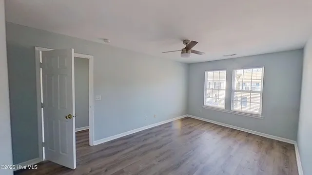 $1,800 | 501 Angelfish Lane, Wilmington, NC 28405