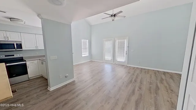 $1,800 | 501 Angelfish Lane, Wilmington, NC 28405