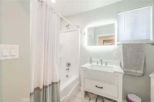 $920,000 | 2548 East Washington Street, Carson, CA 90810