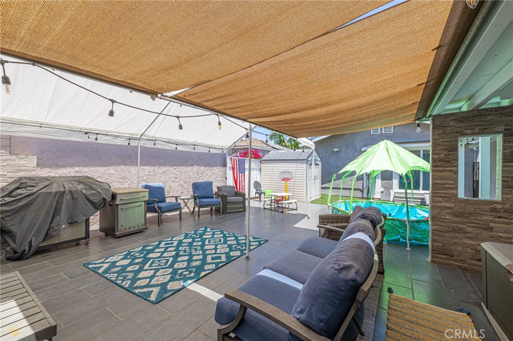 2548 East Washington Street Carson, CA 90810 - Photo 38 of 44 a outdoor space with lots of tables and chairs