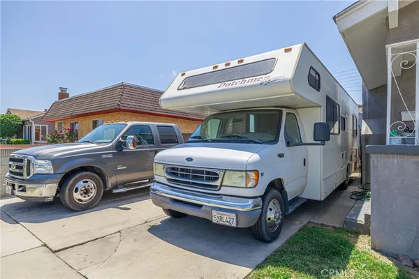 $920,000 | 2548 East Washington Street, Carson, CA 90810