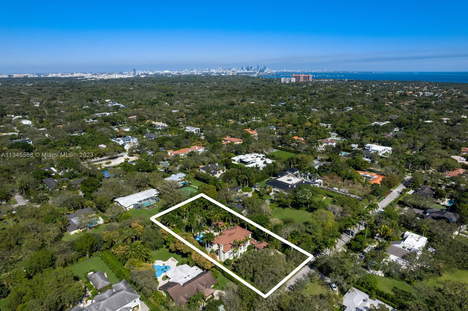5001 Pine Drive Miami, FL 33143 - Photo 30 of 32 a view of a city
