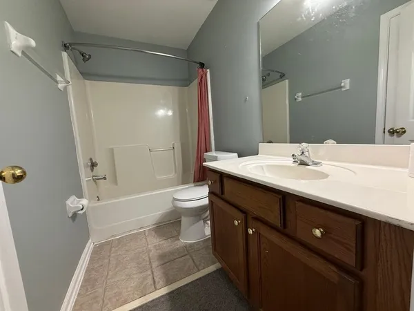 $2,625 | 1173 Island Place East, Memphis, TN 38103