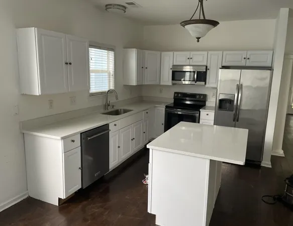 $2,625 | 1173 Island Place East, Memphis, TN 38103