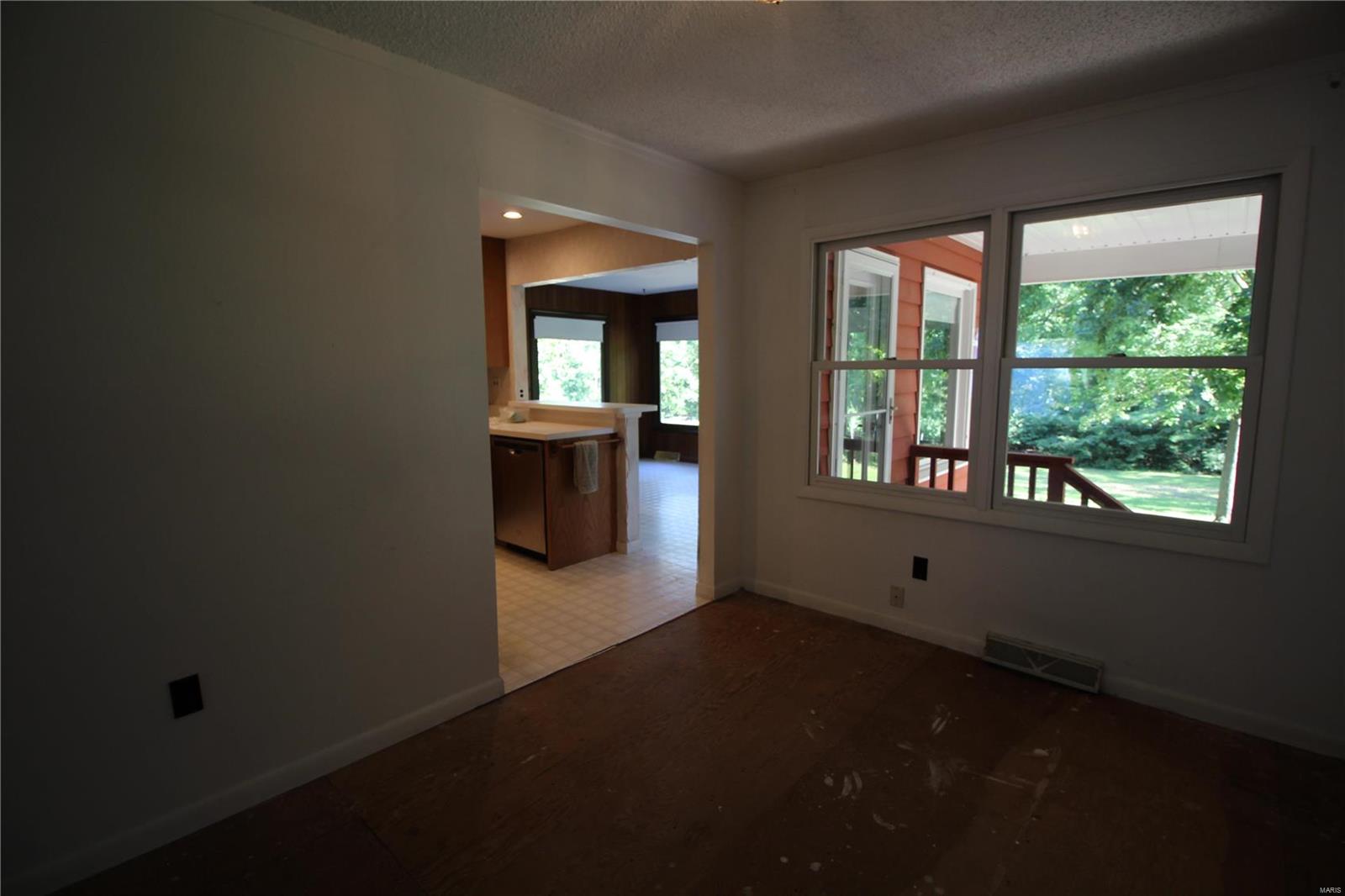 5332 Independence Road Weldon Spring, MO 63304 - Photo 6 of 14 Gallery Image 6