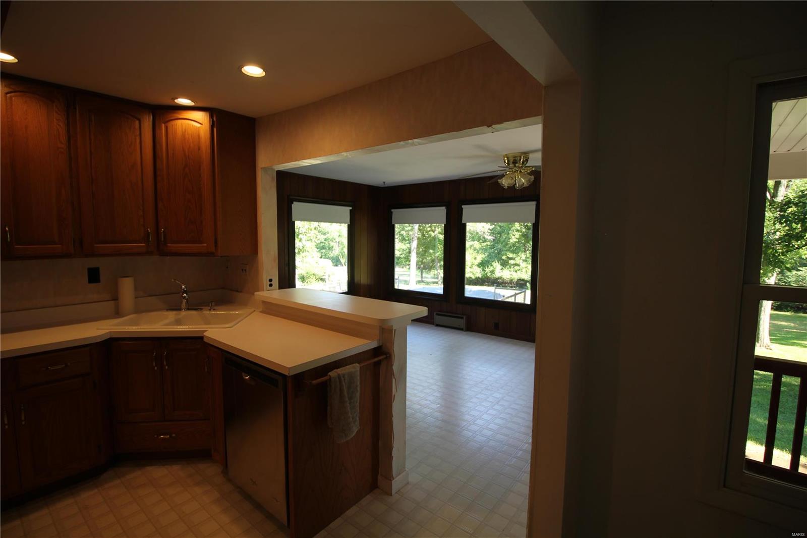 5332 Independence Road Weldon Spring, MO 63304 - Photo 7 of 14 Gallery Image 7
