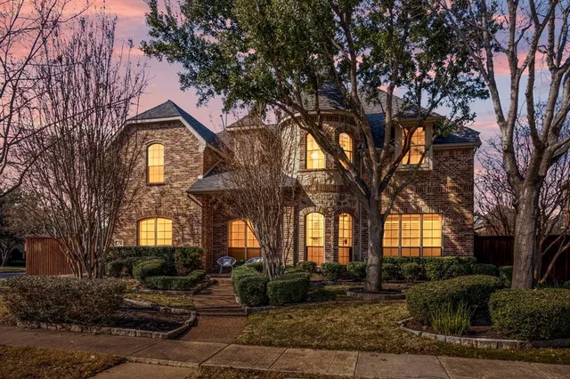 $1,075,000 | 4701 Parkside Drive, Frisco, TX 75034