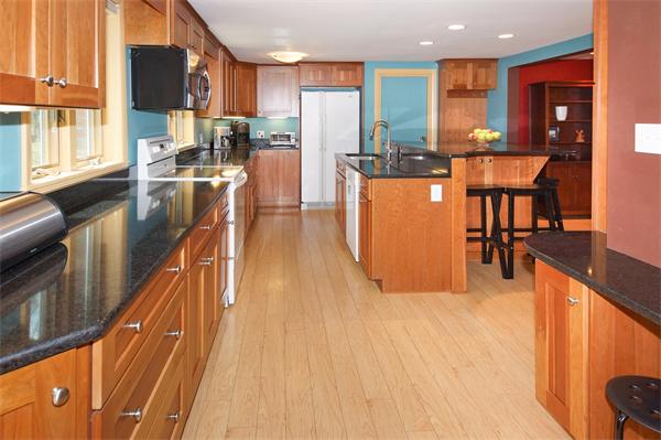 1 Ashwood Road Acton, MA 01720 - Photo 3 of 22 Gallery Image 3