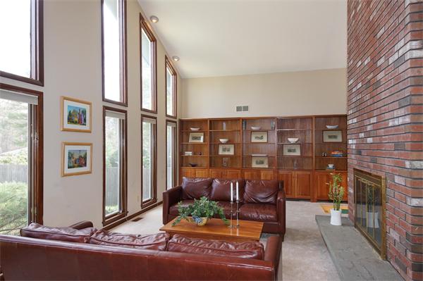 1 Ashwood Road Acton, MA 01720 - Photo 10 of 22 Gallery Image 10