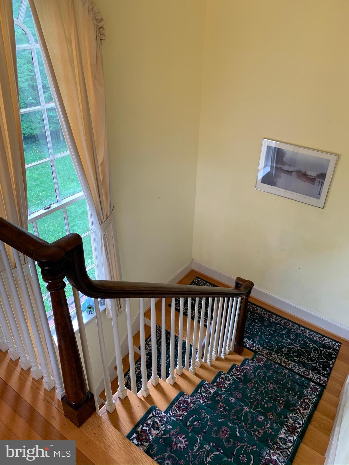 12 Ridge Road Westminster, MD 21157 - Photo 18 of 41 Front Stairwell