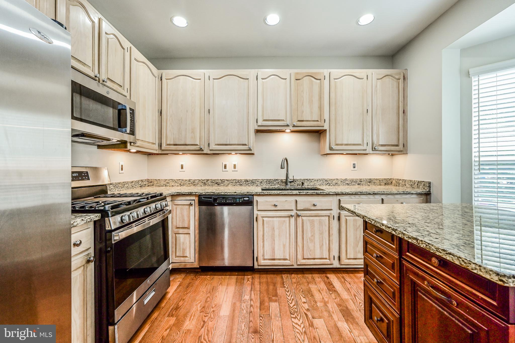 47598 Comer Square Sterling, VA 20165 - Photo 4 of 27