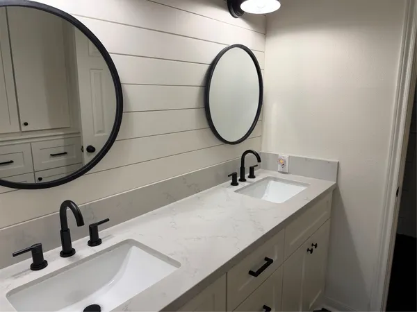 $2,800 | 3807 Summer Lane, Baytown, TX 77521