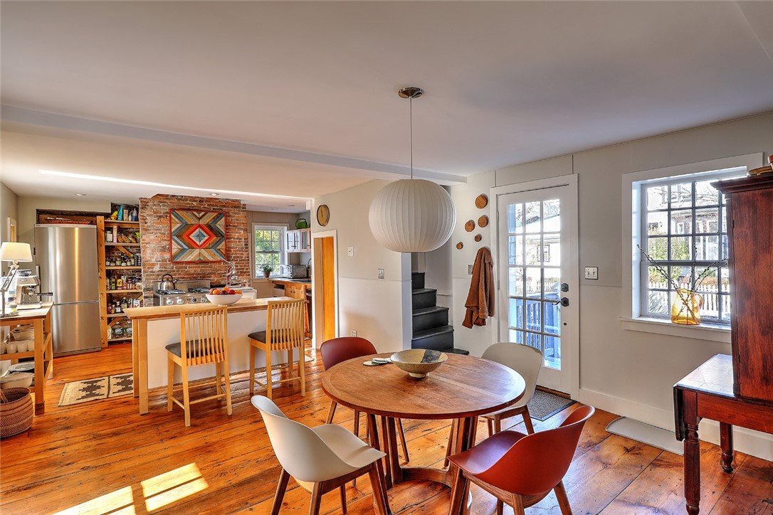 211 Water Street Warren, RI 02885 - Photo 11 of 48