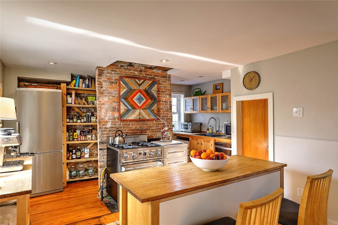 211 Water Street Warren, RI 02885 - Photo 13 of 48