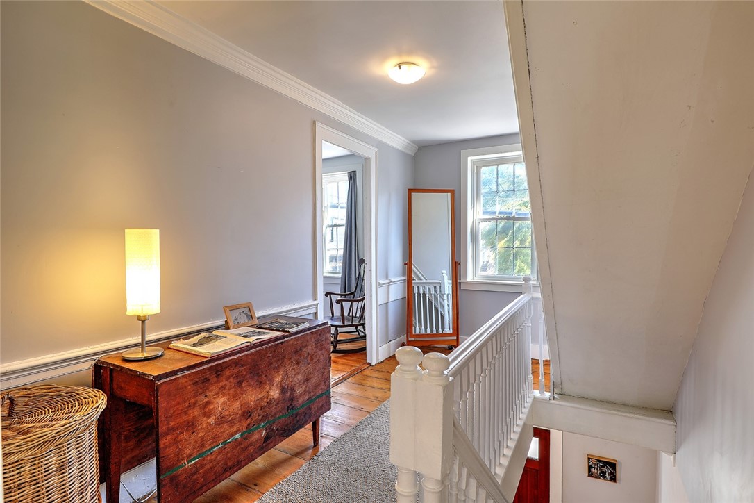 211 Water Street Warren, RI 02885 - Photo 20 of 48