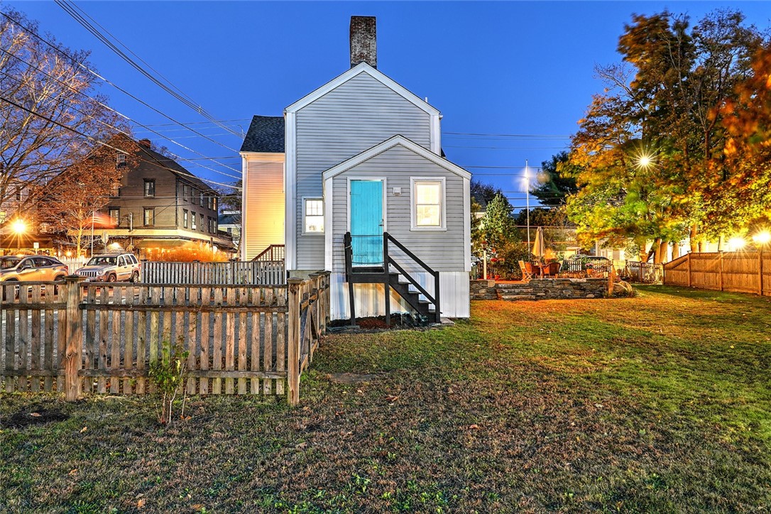 211 Water Street Warren, RI 02885 - Photo 42 of 48