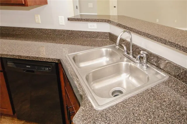 $3,000 | 7000 Lunar Blue Way, McDonough, GA 30253