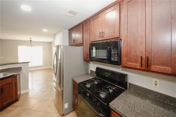 $3,000 | 7000 Lunar Blue Way, McDonough, GA 30253