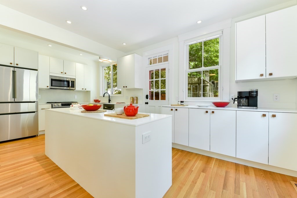 14 Wright Street Cambridge, MA 02138 - Photo 11 of 25