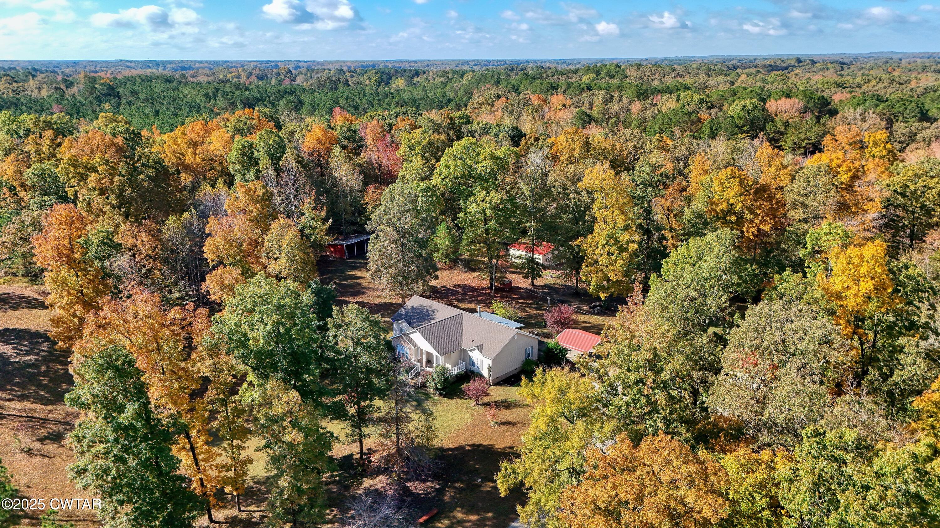 555 Brandon Road Huntingdon, TN 38344 - Photo 2 of 41 a view of a city
