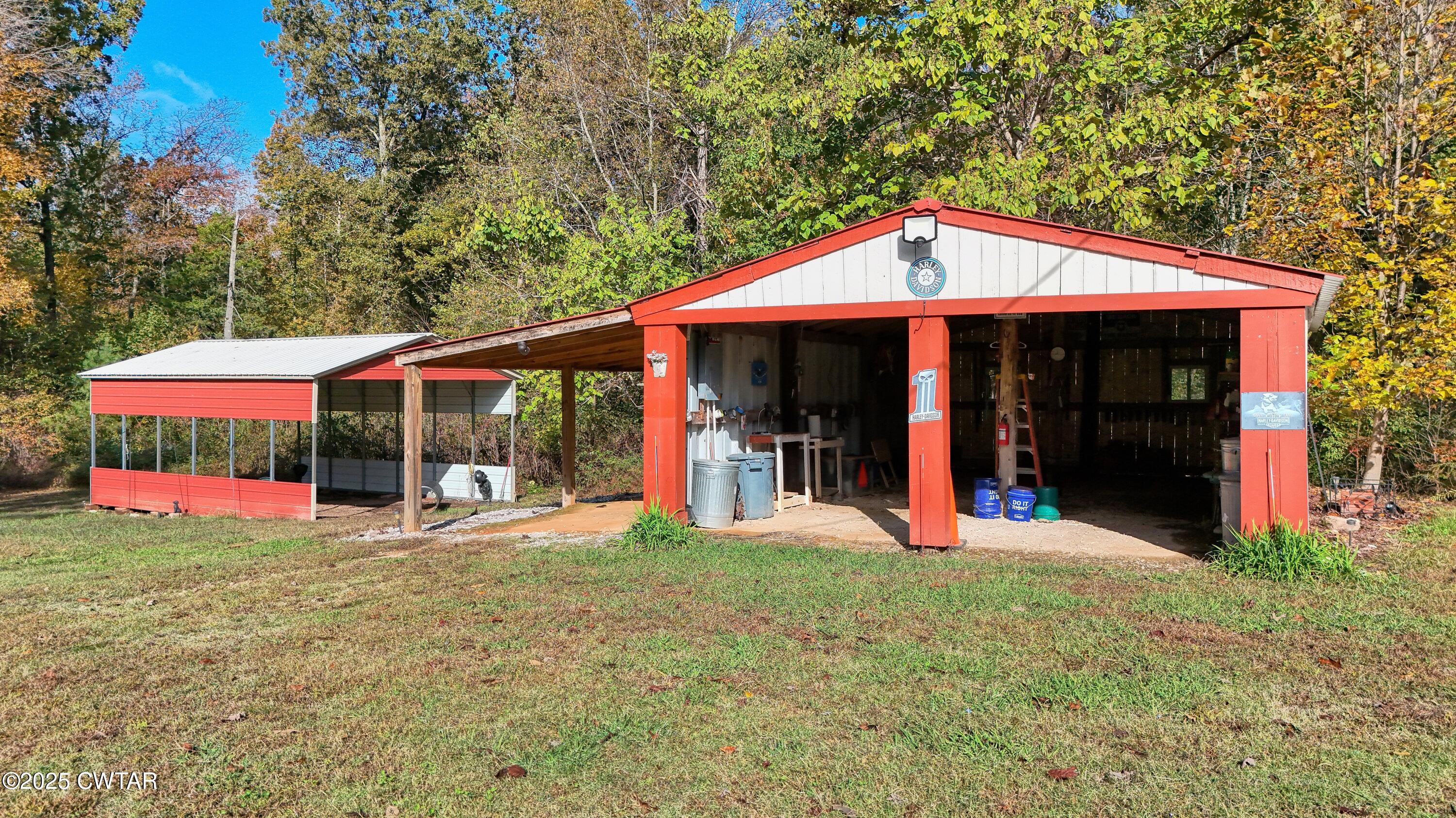555 Brandon Road Huntingdon, TN 38344 - Photo 35 of 41 a view of a volley ball court