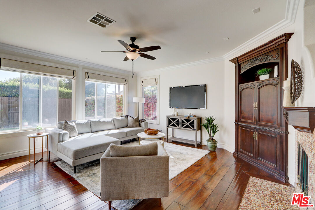 2008 Las Estrellas Court Camarillo, CA 93012 - Photo 13 of 63 a living room with furniture and a flat screen tv