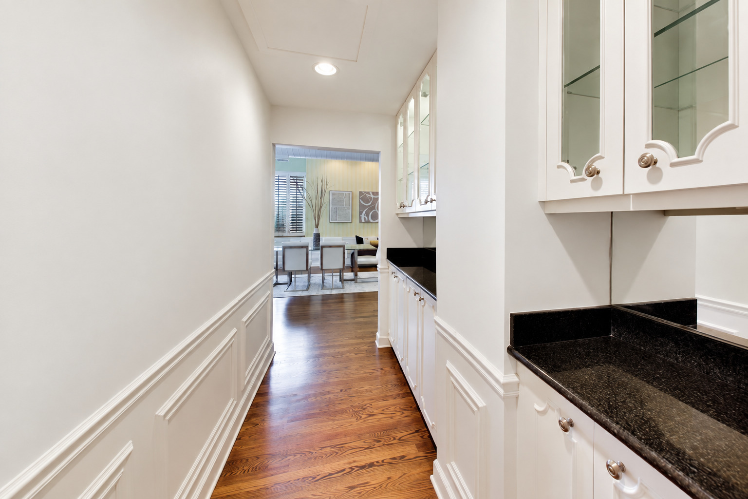 1016 West Madison Street, Unit 4S Chicago, IL 60607 - Photo 8 of 29 Gallery Image 8