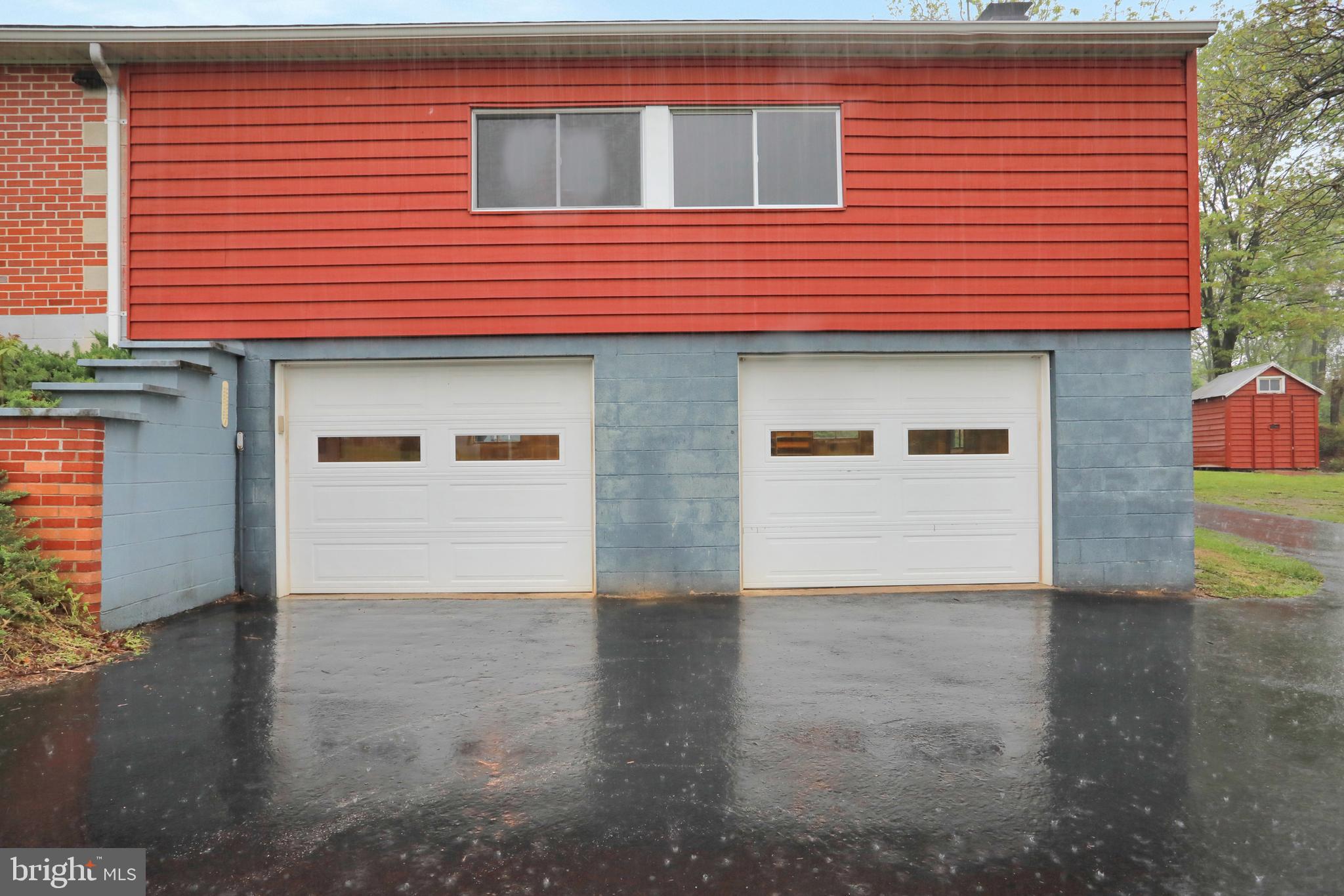 1229 Tallow Hill Road Chambersburg, PA 17202 - Photo 3 of 50 2 car garage side of house, great room above