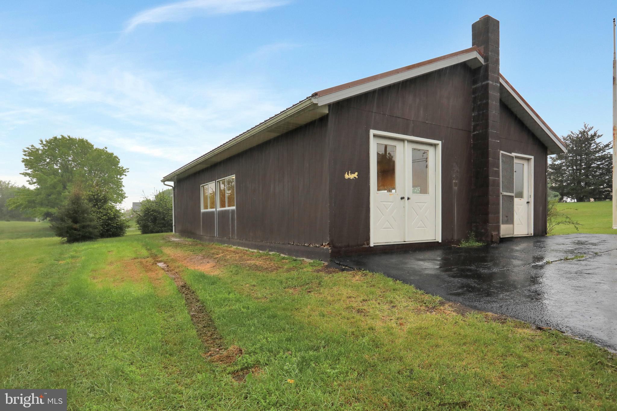 1229 Tallow Hill Road Chambersburg, PA 17202 - Photo 45 of 50 Detached 24 x 40 Outbuilding