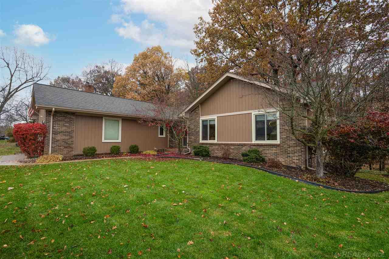 1772 North Fairview Lane Rochester Hills, MI 48306 - Photo 4 of 36