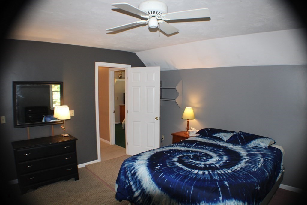 51 Smith Road Mansfield, MA 02048 - Photo 18 of 38