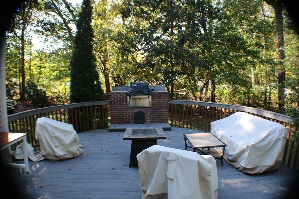 51 Smith Road Mansfield, MA 02048 - Photo 32 of 38