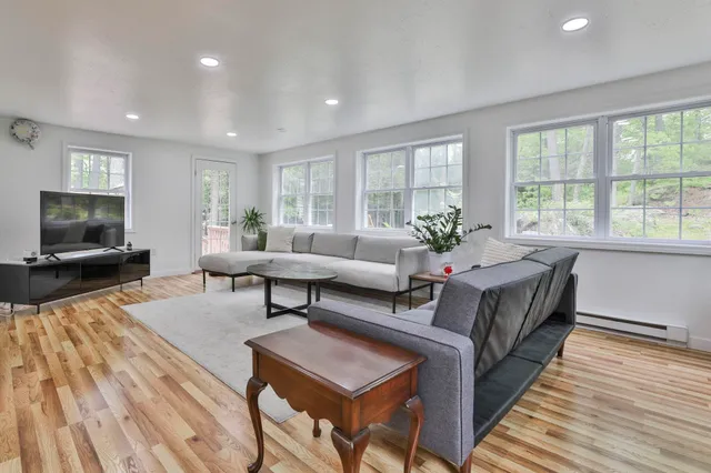 $4,000 | 180 Back River Road, Bedford, NH 03110