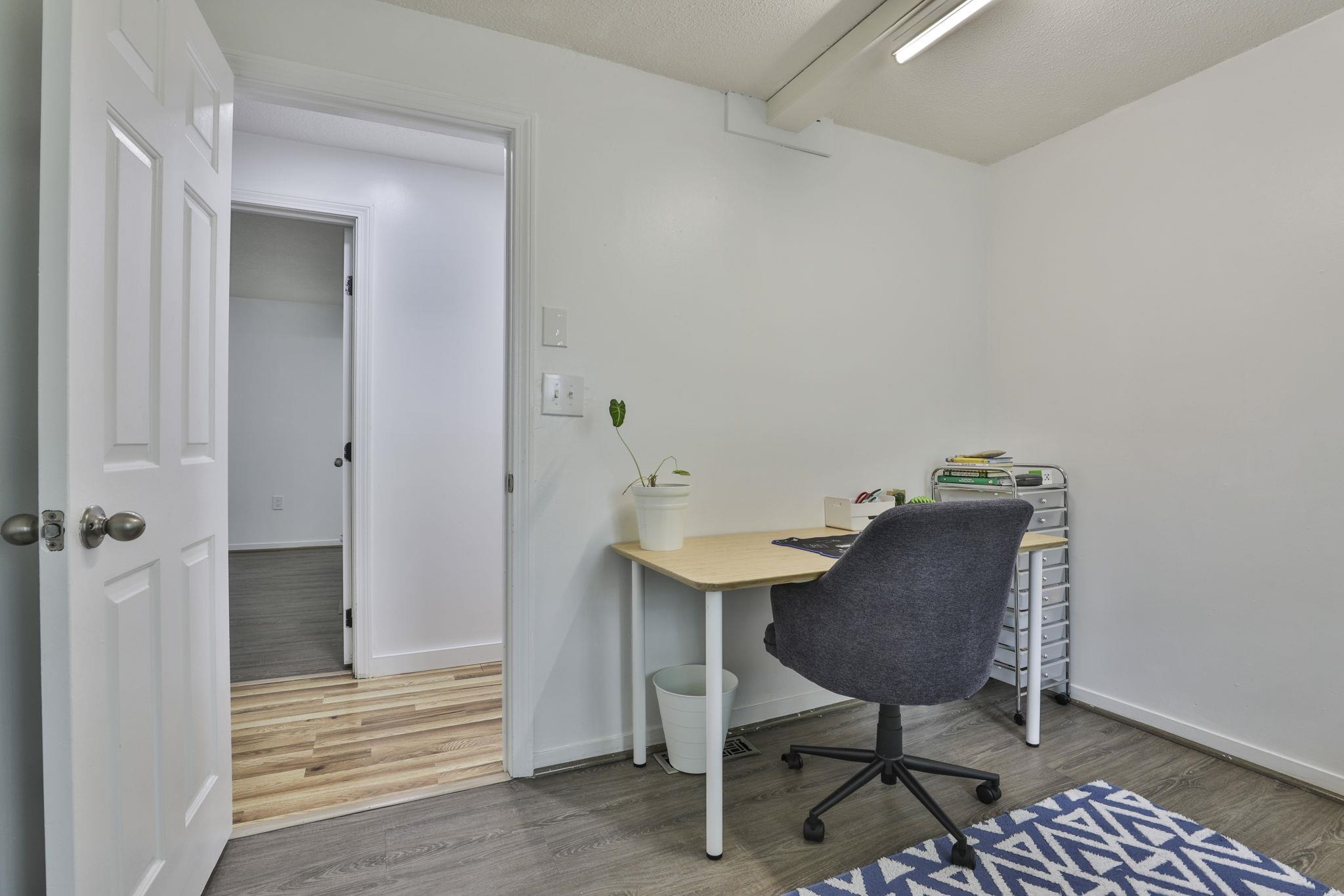 180 Back River Road Bedford, NH 03110 - Photo 25 of 36