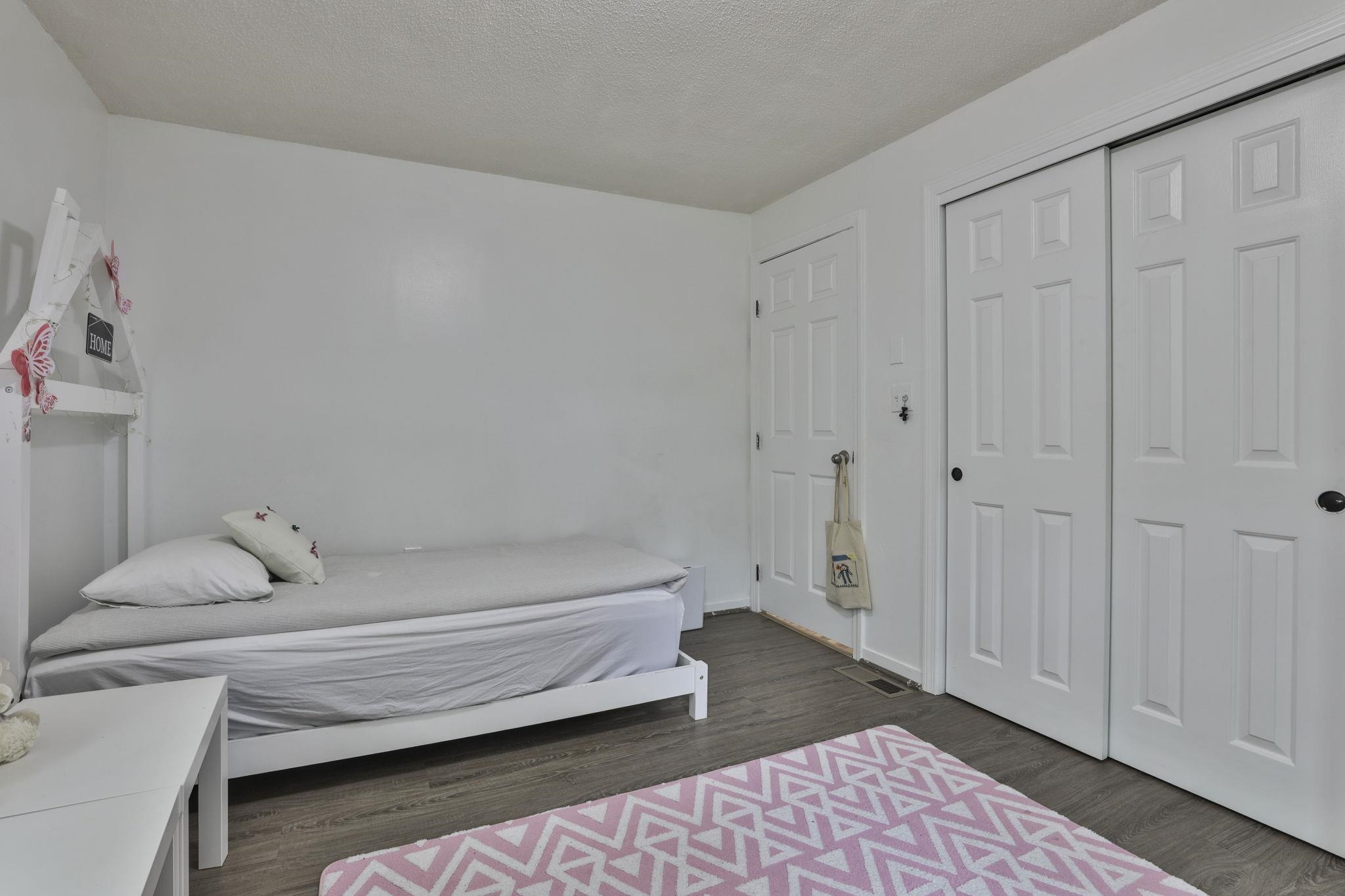 180 Back River Road Bedford, NH 03110 - Photo 29 of 36