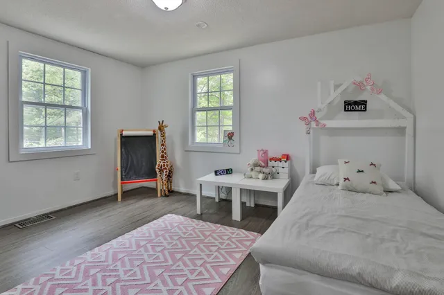 $4,000 | 180 Back River Road, Bedford, NH 03110