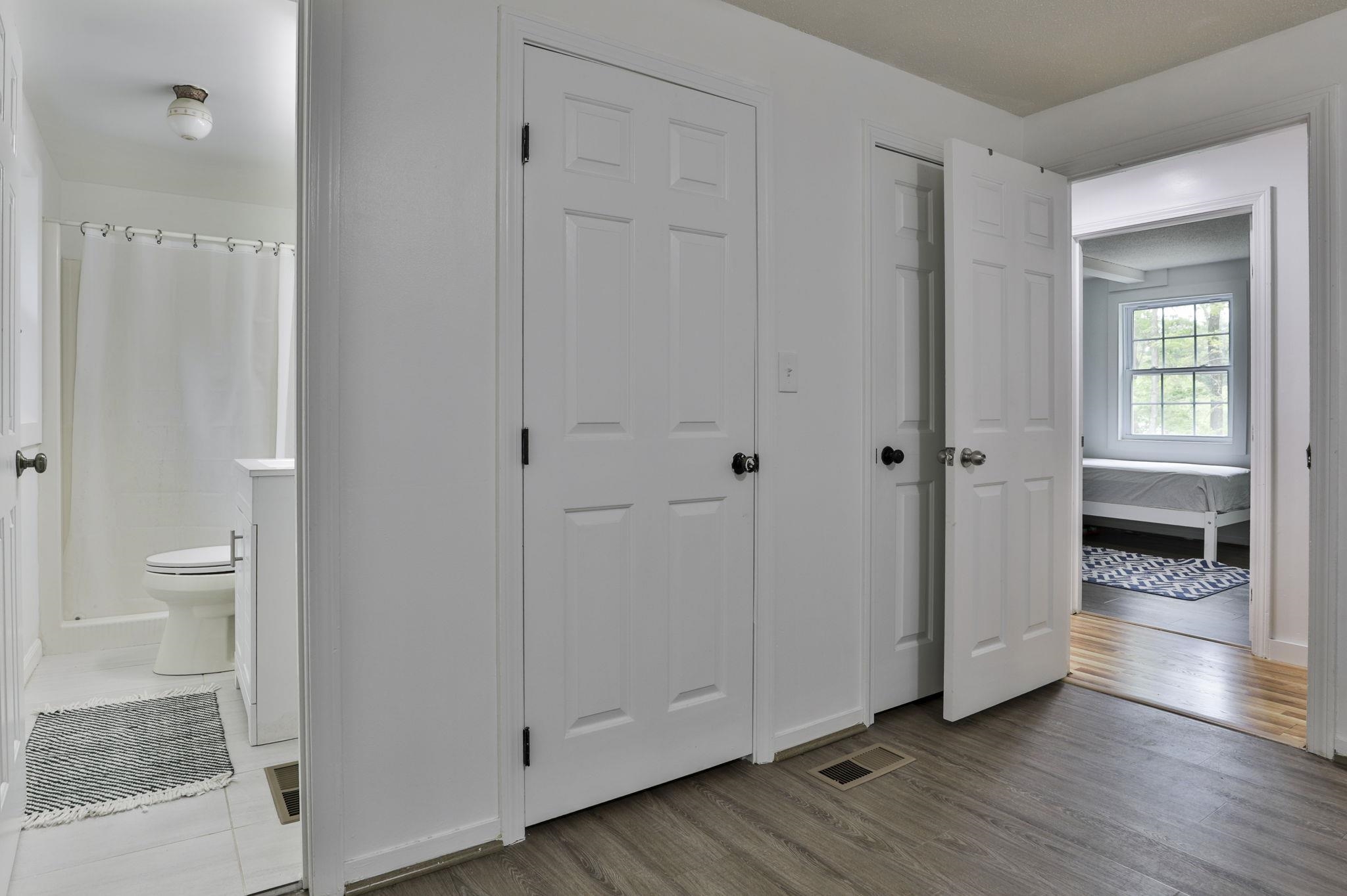 180 Back River Road Bedford, NH 03110 - Photo 31 of 36