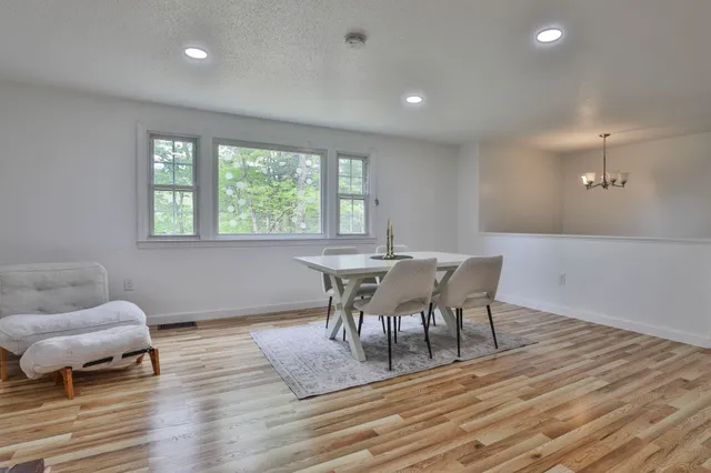 $4,000 | 180 Back River Road, Bedford, NH 03110