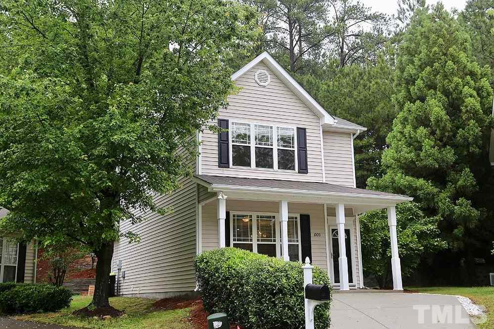 1009 Dual Parks Road Apex, NC 27502 - Photo 2 of 15 Like new home with fresh paint in friendly Apex neighborhood.