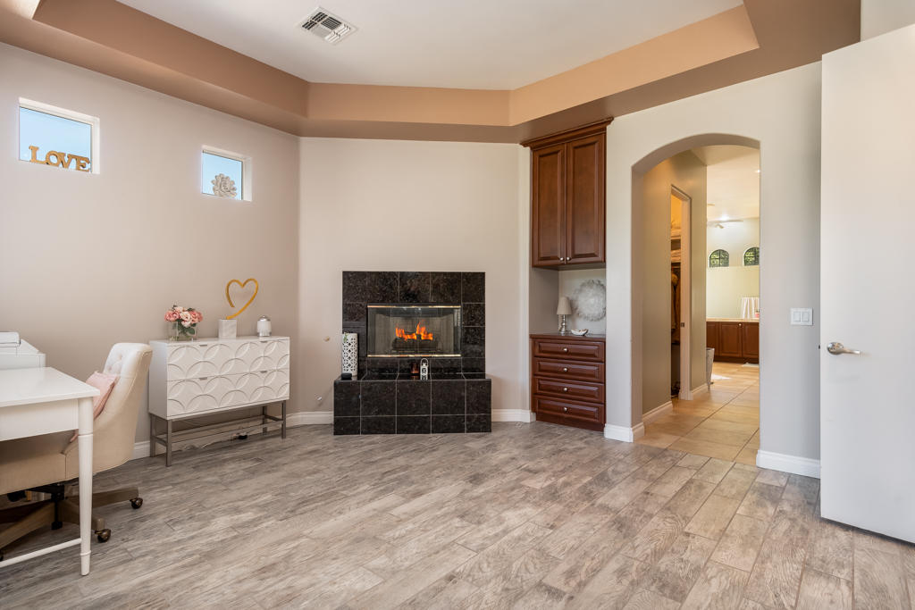 11 Varsity Circle Rancho Mirage, CA 92270 - Photo 18 of 36 11varsitycircle-lr-20