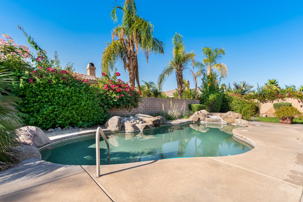 11 Varsity Circle Rancho Mirage, CA 92270 - Photo 35 of 36 11varsitycircle-lr-35
